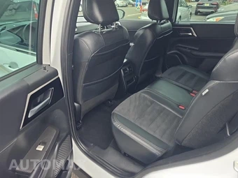 2022 Mitsubishi Outlander SE w/Tech Pkg - miniatura 10