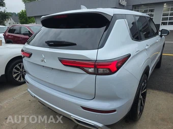 2022 Mitsubishi Outlander SE w/Tech Pkg - miniatura 4