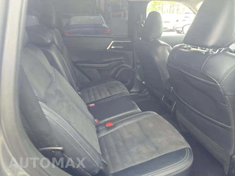 2022 Mitsubishi Outlander SE w/Tech Pkg - miniatura 17