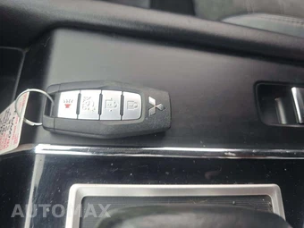 2022 Mitsubishi Outlander SE w/Tech Pkg - miniatura 8