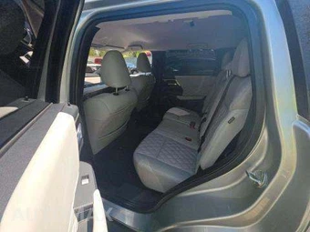 2022 Mitsubishi Outlander SEL - miniatura 13