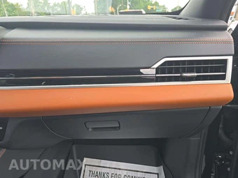 2022 Mitsubishi Outlander SEL - miniatura 17