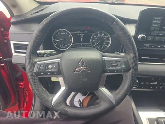 2022 Mitsubishi Outlander SEL Special Edition - miniatura 10