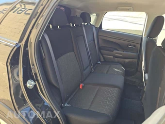 2022 Mitsubishi Outlander Sport 2.0 ES - miniatura 16