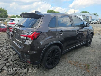2022 Mitsubishi Outlander Sport 2.0 ES - miniatura 4