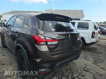 2022 Mitsubishi Outlander Sport 2.0 ES - miniatura 5