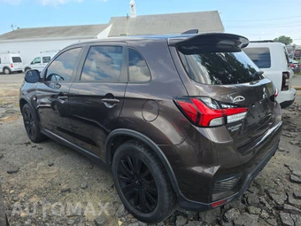2022 Mitsubishi Outlander Sport 2.0 ES - miniatura 6