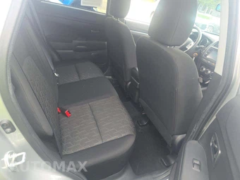 2022 Mitsubishi Outlander Sport 2.0 ES - miniatura 16