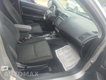 2022 Mitsubishi Outlander Sport 2.0 ES - miniatura 18