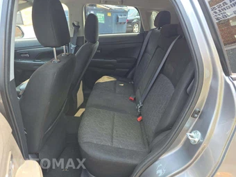 2022 Mitsubishi Outlander Sport 2.0 LE - miniatura 13