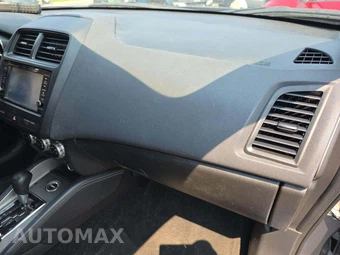 2022 Mitsubishi Outlander Sport 2.0 LE - miniatura 19