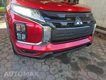 2022 Mitsubishi Outlander Sport 2.0 LE - miniatura 21
