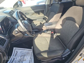 2022 Mitsubishi Outlander Sport 2.0 S - miniatura 7