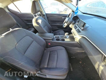 2022 Nissan Altima S – miniatura 8