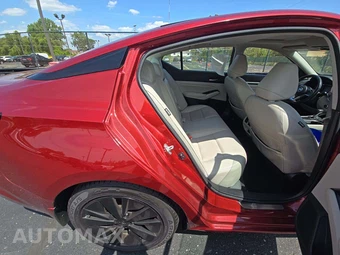 2022 Nissan Altima SL - miniatura 13