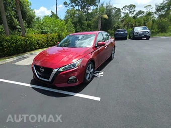 2022 Nissan Altima SL