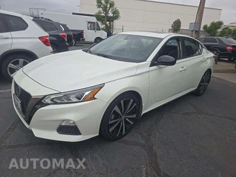 2022 Nissan Altima SR