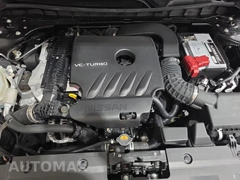 2022 Nissan Altima SR - miniatura 12