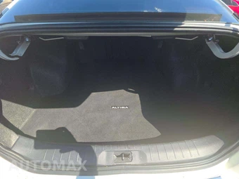 2022 Nissan Altima SR – miniatura 14