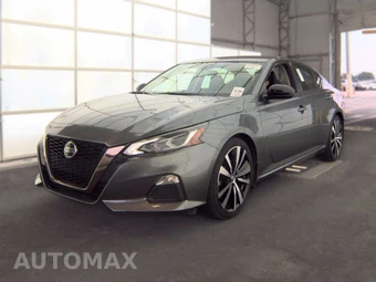 2022 Nissan Altima SR