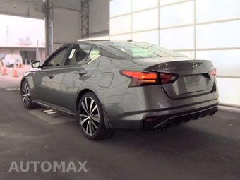 2022 Nissan Altima SR – miniatura 8