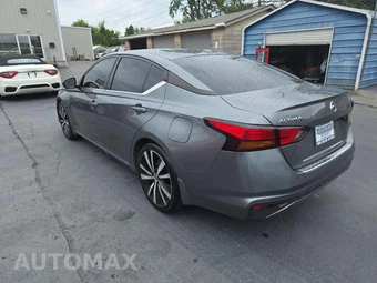 2022 Nissan Altima SR – miniatura 2