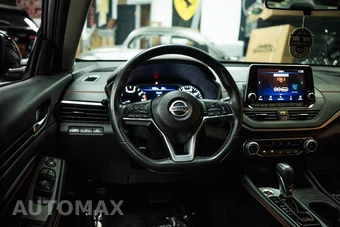 2022 Nissan Altima SR - miniatura 15