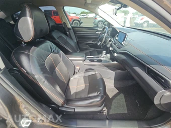 2022 Nissan Altima SR – miniatura 8