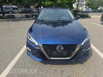 2022 Nissan Altima SR - miniatura 2