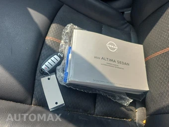 2022 Nissan Altima SR - miniatura 21