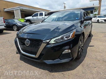 2022 Nissan Altima SR