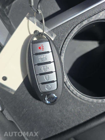 2022 Nissan Altima SR - miniatura 8
