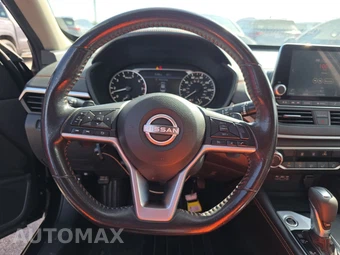 2022 Nissan Altima SR – miniatura 10