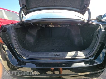 2022 Nissan Altima SR – miniatura 17