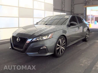 2022 Nissan Altima SR