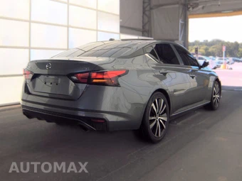 2022 Nissan Altima SR – miniatura 4