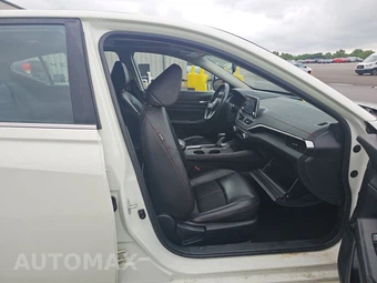 2022 Nissan Altima SR - miniatura 8