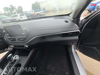 2022 Nissan Altima SR – miniatura 16