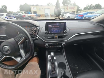 2022 Nissan Altima SR – miniatura 7