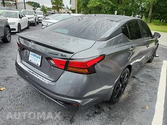 2022 Nissan Altima SR – miniatura 4