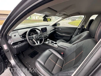 2022 Nissan Altima SR - miniatura 10