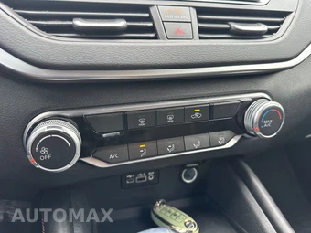 2022 Nissan Altima SR - miniatura 23