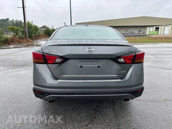 2022 Nissan Altima SR - miniatura 6