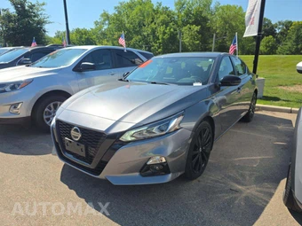 2022 Nissan Altima SR