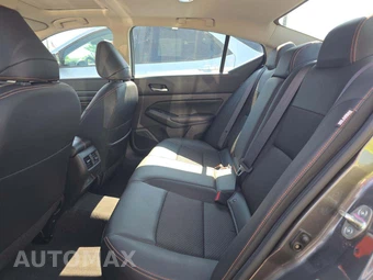 2022 Nissan Altima SR – miniatura 13