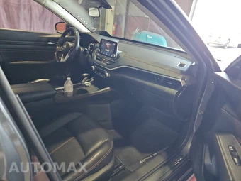 2022 Nissan Altima SR - miniatura 8