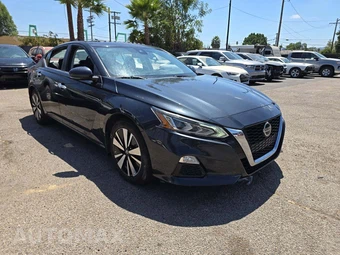 2022 Nissan Altima SV - miniatura 4