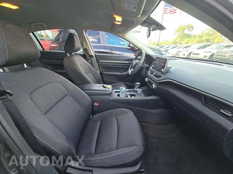 2022 Nissan Altima SV - miniatura 18
