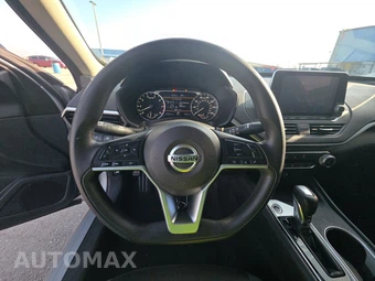 2022 Nissan Altima SV – miniatura 10