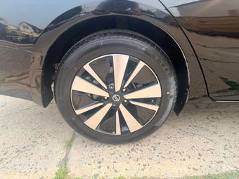 2022 Nissan Altima SV - miniatura 17